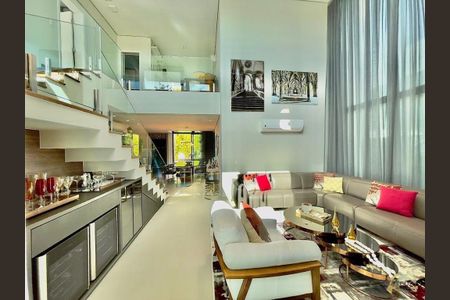 Casa à venda com 3 quartos, 640m² em Veduta, Jundiaí