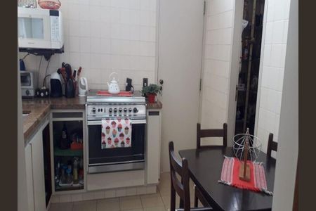 Casa à venda com 3 quartos, 241m² em Vila Vianelo, Jundiaí