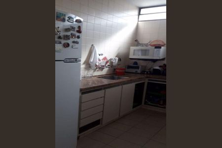 Casa à venda com 3 quartos, 241m² em Vila Vianelo, Jundiaí