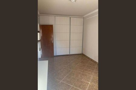 Casa à venda com 3 quartos, 210m² em Moisés, Jundiaí