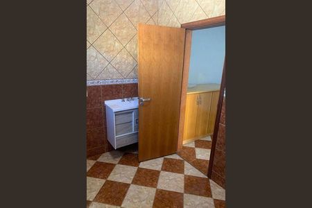 Casa à venda com 3 quartos, 210m² em Moisés, Jundiaí