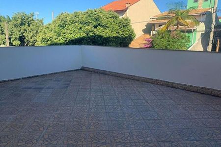 Casa à venda com 210m², 3 quartos e 2 vagas