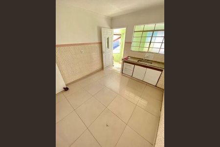 Casa à venda com 4 quartos, 210m² em Retiro, Jundiaí