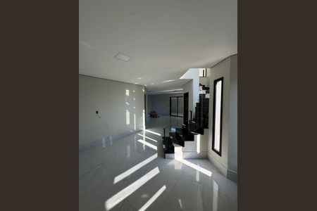 Casa à venda com 3 quartos, 193m² em Jardim Marambaia II, Jundiaí