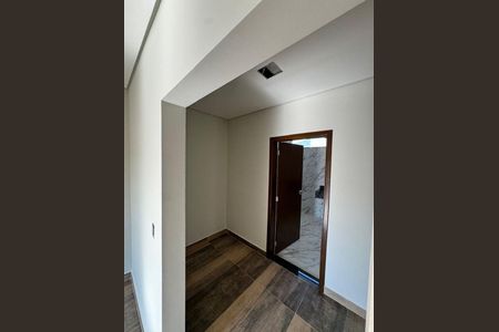 Casa à venda com 3 quartos, 193m² em Jardim Marambaia II, Jundiaí