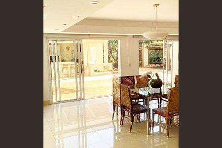 Casa à venda com 3 quartos, 386m² em Loteamento Portal do Paraiso, Jundiaí