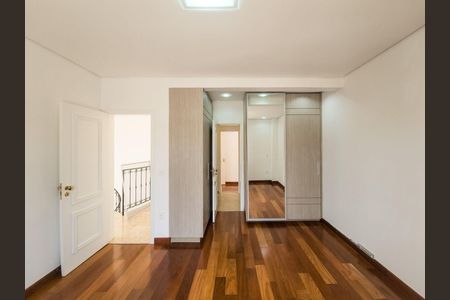 Casa à venda com 5 quartos, 550m² em Marco Leite, Jundiaí
