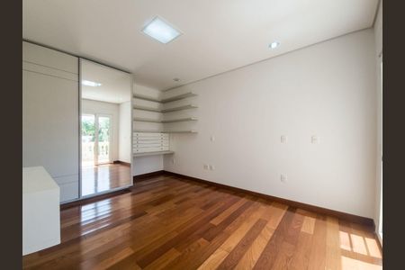 Casa à venda com 5 quartos, 550m² em Marco Leite, Jundiaí