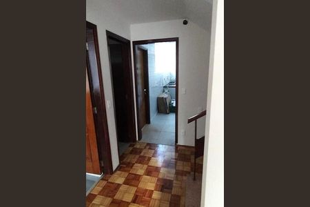 Casa à venda com 167m², 3 quartos e sem vaga