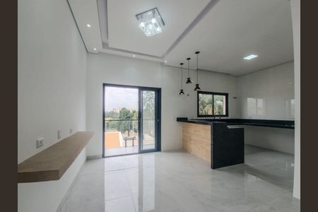 Casa à venda com 3 quartos, 236m² em Medeiros, Jundiaí