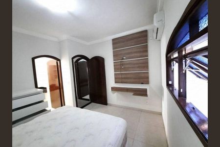 Casa à venda com 3 quartos, 200m² em Parque Recanto do Parrilho, Jundiaí