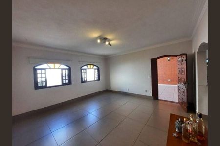 Casa à venda com 3 quartos, 200m² em Parque Recanto do Parrilho, Jundiaí