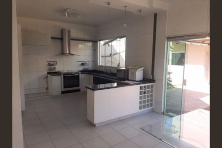 Casa à venda com 3 quartos, 439m² em Loteamento Portal do Paraiso, Jundiaí