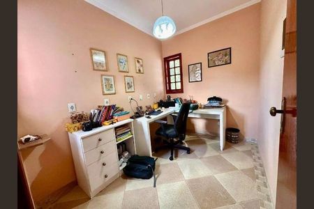 Casa à venda com 3 quartos, 450m² em Malota, Jundiaí