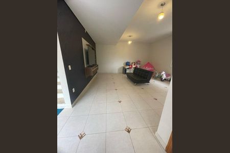 Casa à venda com 3 quartos, 255m² em Distrito Industrial, Jundiaí