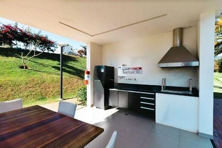 Casa à venda com 3 quartos, 279m² em Jardim Samambaia, Jundiaí