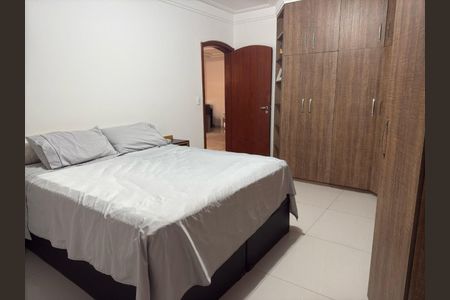 Casa à venda com 3 quartos, 135m² em Vila Rio Branco, Jundiaí