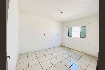 Casa à venda com 2 quartos, 106m² em Vila Nova Esperia, Jundiaí
