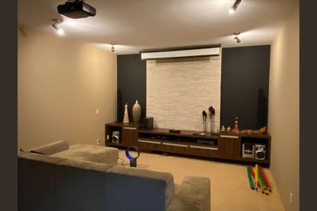 Casa à venda com 4 quartos, 350m² em Anhangabaú, Jundiaí