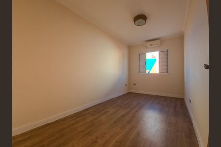 Casa à venda com 3 quartos, 348m² em Vila Galvão, Jundiaí