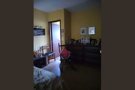 Casa à venda com 4 quartos, 451m² em Vila Liberdade, Jundiaí