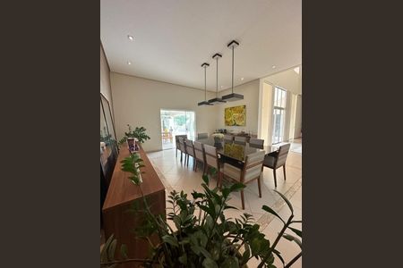 Casa à venda com 5 quartos, 672m² em Vale Azul, Jundiaí