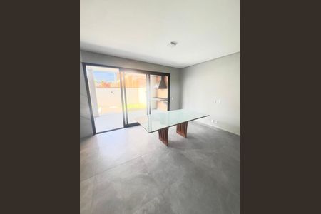 Casa à venda com 3 quartos, 215m² em Jardim Ermida I, Jundiaí