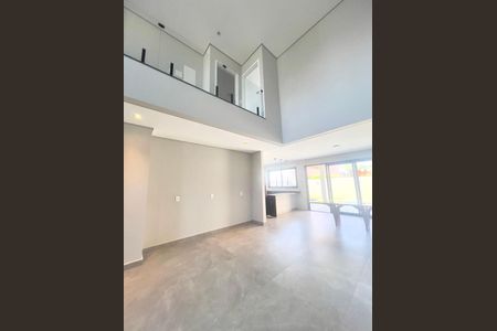 Casa à venda com 3 quartos, 215m² em Jardim Ermida I, Jundiaí