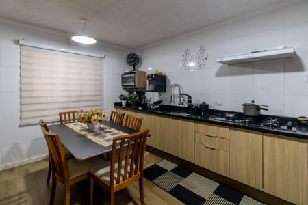 Casa à venda com 185m², 2 quartos e 1 vagaCozinha