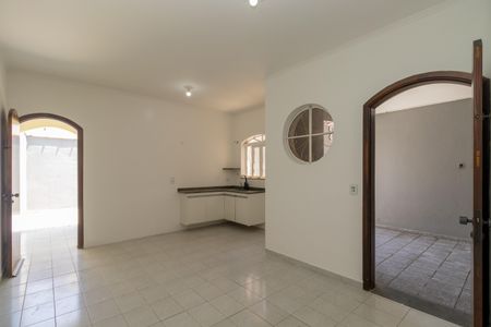 Casa para alugar com 200m², 4 quartos e 3 vagasCozinha