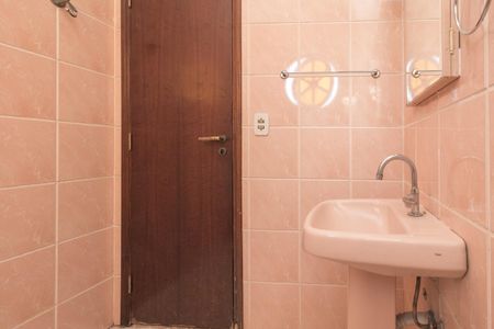 Casa para alugar com 200m², 4 quartos e 3 vagasBanheiro Social