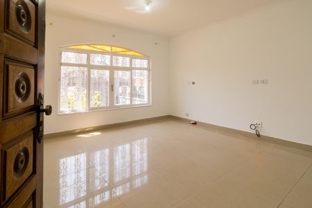 Casa para alugar com 200m², 4 quartos e 3 vagasSala