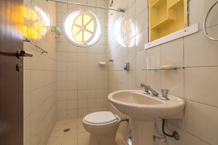 Casa para alugar com 200m², 4 quartos e 3 vagasBanheiro Suíte