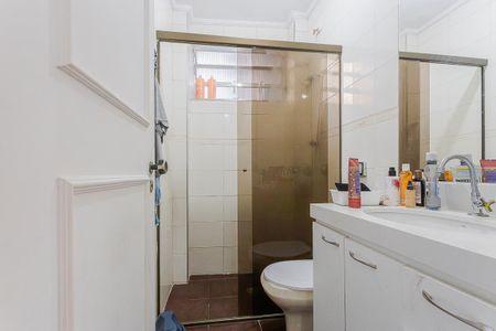 Banheiro de apartamento à venda com 2 quartos, 60m² em Sumarezinho, São Paulo