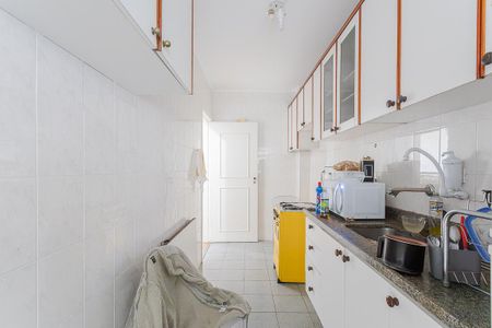 Apartamento à venda com 60m², 2 quartos e 1 vaga Apartamento à venda com 60m², 2 quartos e 1 vagaCozinha e Área de Serviço