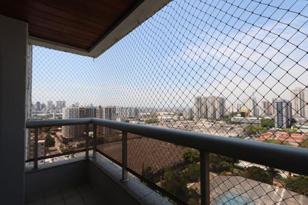 Apartamento à venda com 140m², 4 quartos e 2 vagasVaranda