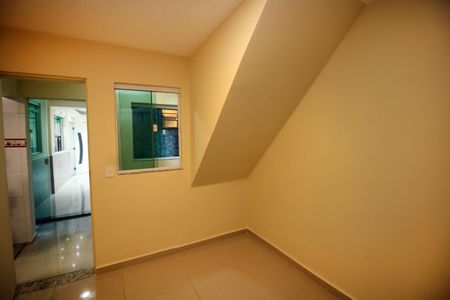 Quarto  de casa para alugar com 2 quartos, 110m² em Olaria, Rio de Janeiro