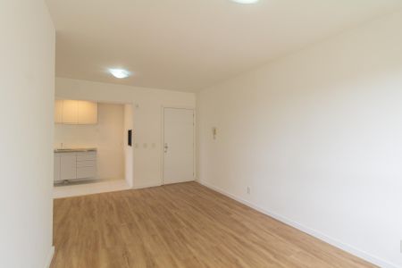 Sala de apartamento para alugar com 3 quartos, 76m² em Igara, Canoas