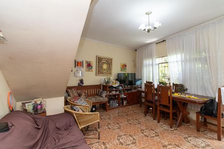 Sala de casa para alugar com 4 quartos, 240m² em Vila Sao Geraldo, São Paulo