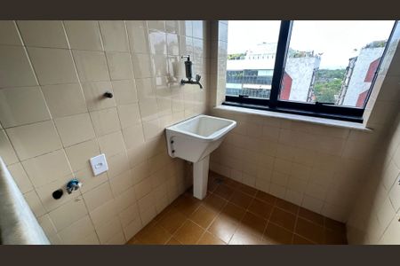 Apartamento à venda com 84m², 2 quartos e 2 vagasÁrea de Serviço