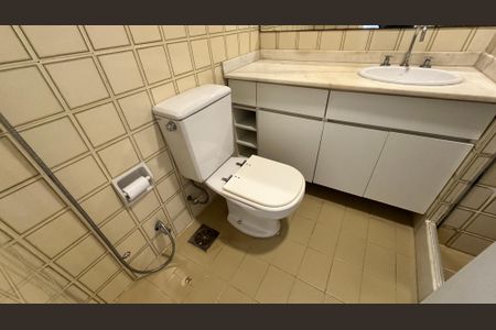 Banheiro de apartamento à venda com 2 quartos, 84m² em Barra da Tijuca, Rio de Janeiro