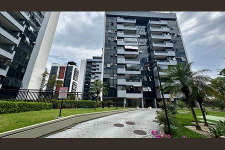 Apartamento à venda com 84m², 2 quartos e 2 vagasFachada