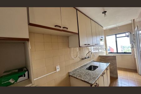 Apartamento à venda com 84m², 2 quartos e 2 vagasCozinha