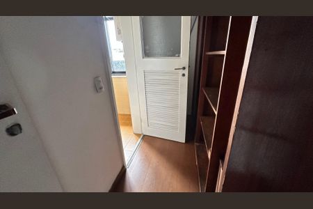 Apartamento à venda com 84m², 2 quartos e 2 vagasQuarto de Serviço