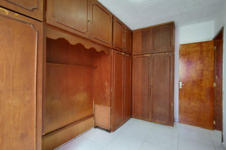 Apartamento à venda com 49m², 2 quartos e 1 vagaQuarto 2 - Armários