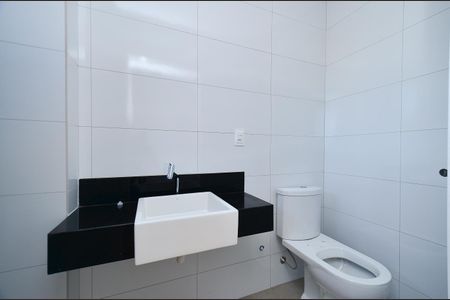 Apartamento à venda com 61m², 2 quartos e 2 vagas Apartamento à venda com 61m², 2 quartos e 2 vagasBanheiro Suite 2