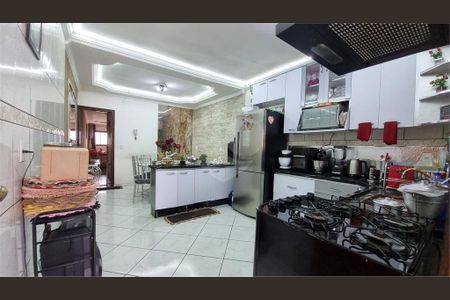 Casa à venda com 3 quartos, 125m² em Vila Regina, São Paulo