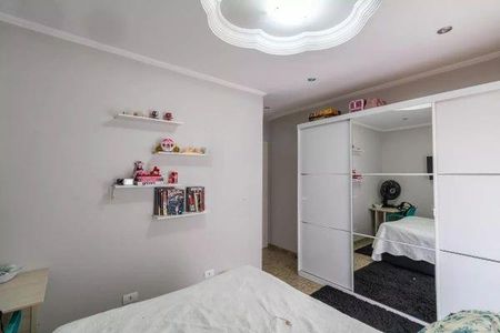 Casa à venda com 3 quartos, 226m² em Vila Euthalia, São Paulo