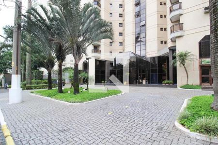 Apartamento à venda com 130m², 3 quartos e 2 vagasFachada