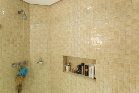 Apartamento à venda com 130m², 3 quartos e 2 vagasBanheiro da Suíte